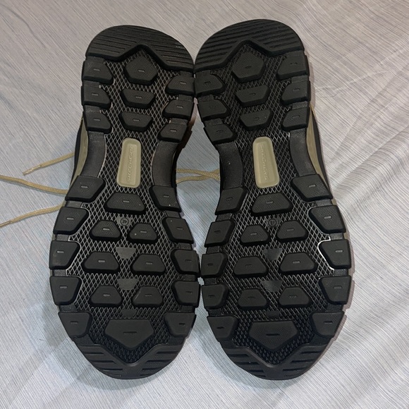 Sketchers Memory Foam Sneaker - Picture 5 of 5